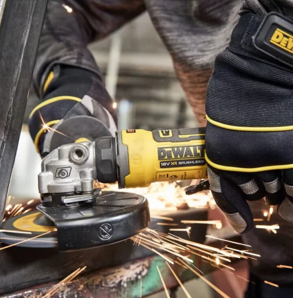 Аккумуляторная УШМ DeWALT DCG404NT — изображение 3