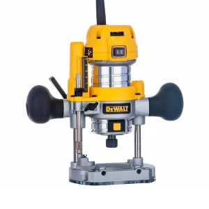 Фрезер с базой DeWalt D26204K