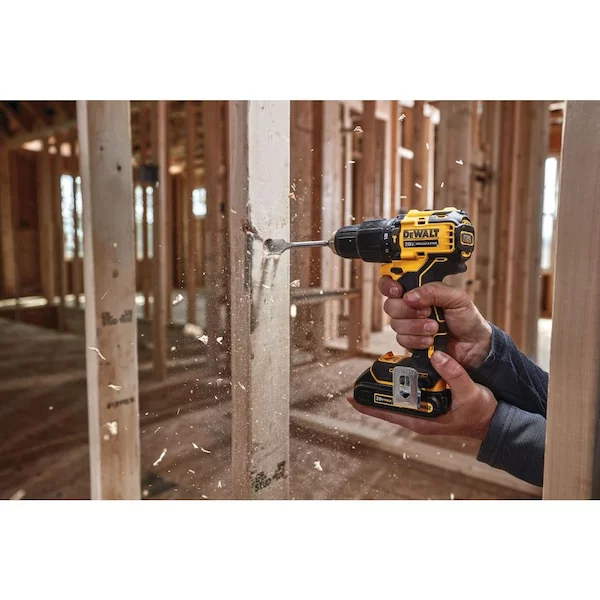 Бесщёточная ударная дрель-шуруповерт DeWALT DCD709M2T-QW — изображение 8