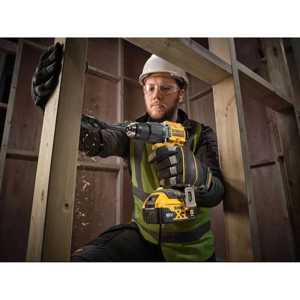 Аккумуляторная ударная дрель-шуруповерт DeWALT DCD799NT-XJ — изображение 2