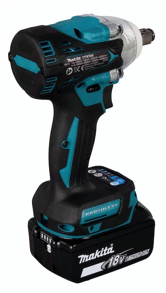 Аккумуляторный гайковёрт Makita DTW300RTJ — изображение 2