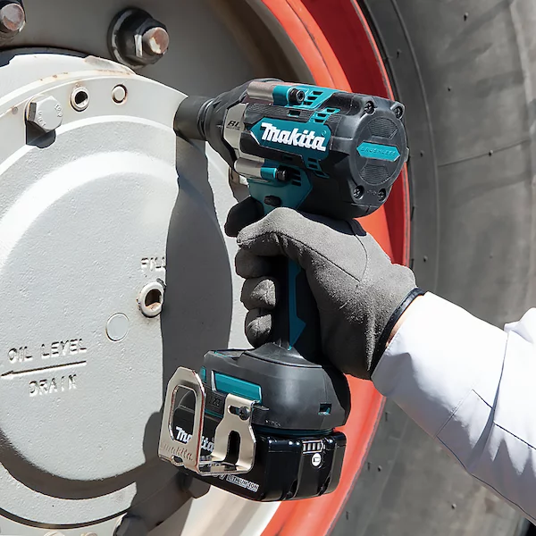 Аккумуляторный гайковёрт Makita DTW700Z — изображение 7