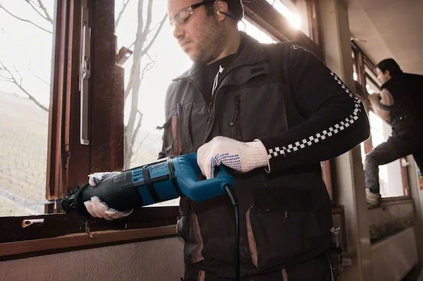 Сабельная пила Bosch GSA 1300 PCE 060164E200 — изображение 4